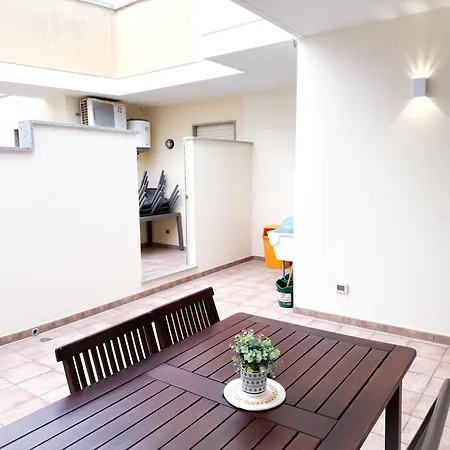 Tropical House *